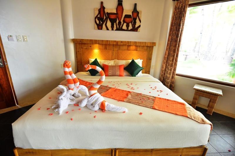 فندق أمباسادور إن بارادايس Balabag  الغرفة الصورة A bedroom at the hotel